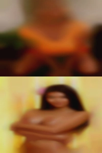 (more toned than nude in the girls pic now).