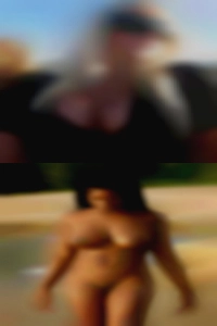 Very discrete and very laid women back.