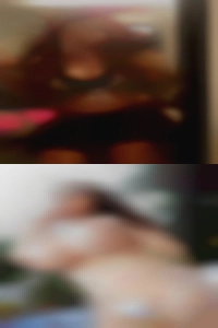 I'm very submissive in woman couple seeking the bedroom.